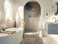 Cia Matte Black One-handle Tub Filler Includes Hand Shower