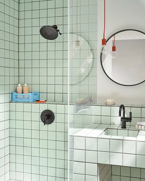 Velocity Matte Black Two-function 8" Diameter Spray Head Rainshower 8 Velocity Matte Black Two-function 8" Diameter Spray Head Rainshower - Image 6