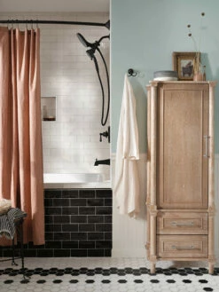 Brecklyn Matte Black Posi-Temp® Tub/shower