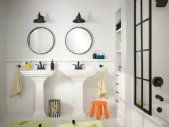 Lindor Matte Black Posi-Temp® Tub/shower