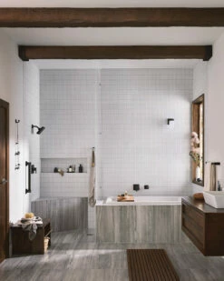 90 Degree Matte Black One-handle Non Diverter Tub Filler 25 90 Degree Matte Black One-handle Non Diverter Tub Filler -Hot Sale Moen Store WTS911BL UTS4713EPBL set1.tif