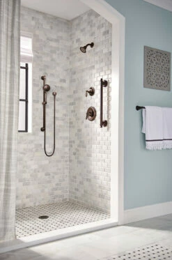 Moen Oil Rubbed Bronze Circular Drop Ell For Handheld Showerhead (2.4"L X 1.7"W X 2.5"H)