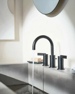 Cia Chrome Two-handle Bathroom Faucet 16 Cia Chrome Two-handle Bathroom Faucet -Hot Sale Moen Store t6222bl glam2.tif