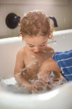 Colinet Matte Black One-handle Non Diverter Wallmount Tub Filler 31 Colinet Matte Black One-handle Non Diverter Wallmount Tub Filler -Hot Sale Moen Store wts44501bl lifestyle9.tif