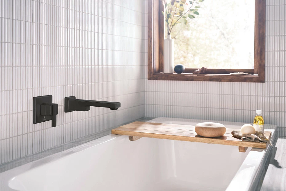 90 Degree Matte Black One-handle Non Diverter Tub Filler 7 90 Degree Matte Black One-handle Non Diverter Tub Filler - Image 5